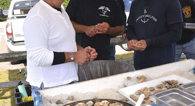 East Hampton Trustees Host Largest Clam Contest East