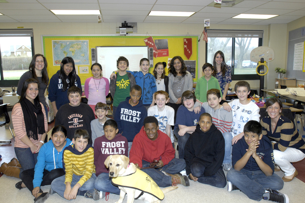 Jen Comber and Colleen Ferran’s sixth-grade class with Bea at Southampton Intermediate School.