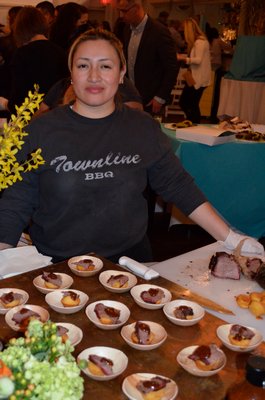 Townline BBQ at the fifth annual Taste of Tuckahoe event on Friday night. BY ERIN MCKINLEY
