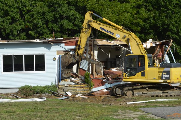 Demolition of the portables at Easport Elementary School began Monday morning. ALEXA GORMAN