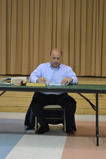 East Quogue School Board President Mario Cardaci addresses the public at a special meeting of the School Board on Monday, April 18.