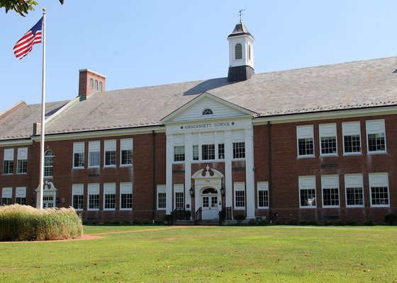 The Amagansett School ranked among the top 100 of the state's elementary schools. KYRIL BROMLEY