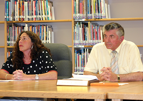 Tuckahoe School Board Chairwoman Sharon Grindle and Vice Chairman Robert Grisnik