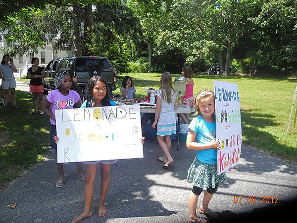 The Kids4Kids group sells lemonade to raise money to support the district music program. COURTESY APRIL GOSS