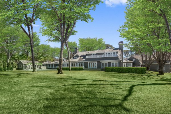15 Ruxton Road, East Hampton. COURTESY COMPASS