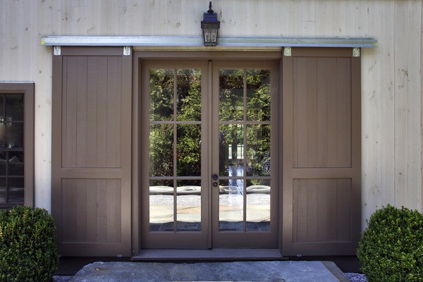 The front door of a Yankee Barn Home on Sherrill Road in East Hampton. COURTESY YANKEE BARN HOME