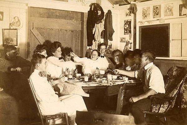 The Howell Family Camp, “Wybenet “ in West Neck circa 1910.