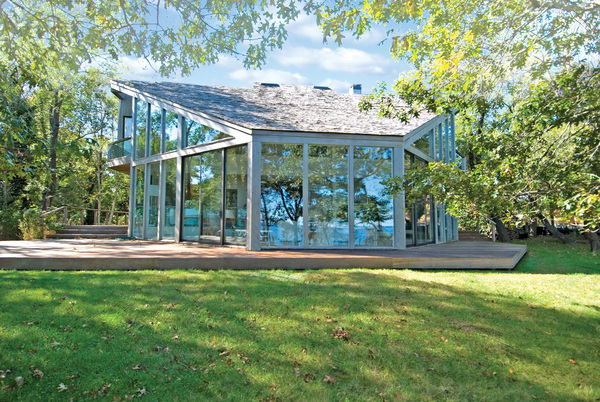 85 Waters Edge in Springs.    COURTESY BROWN HARRIS STEVENS OF THE HAMPTONS