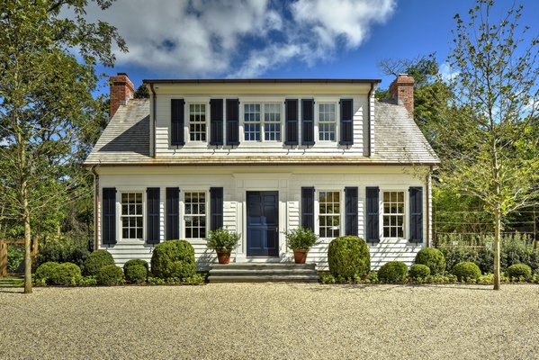 Designer Jessie Della Femina's home on Sayers Path in Wainscott is part of the East Hampton Historical Society's Home and Garden Tour on Thansgiving weekend. CHRIS FOSTER