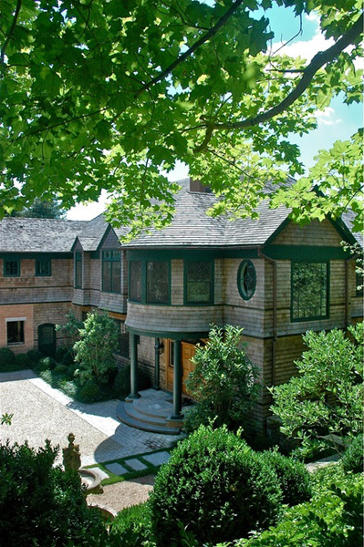 Entry/forecourt seen from hilltop