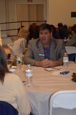 Republican Supervisor Candidate Richard Yastrzemski at a candidate "speed dating" event last week. BY ERIN MCKINLEY