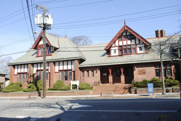 One Kings Lane will be taking over the old Rogers Memorial Library building in Southampton Village. AMANDA BERNOCCO