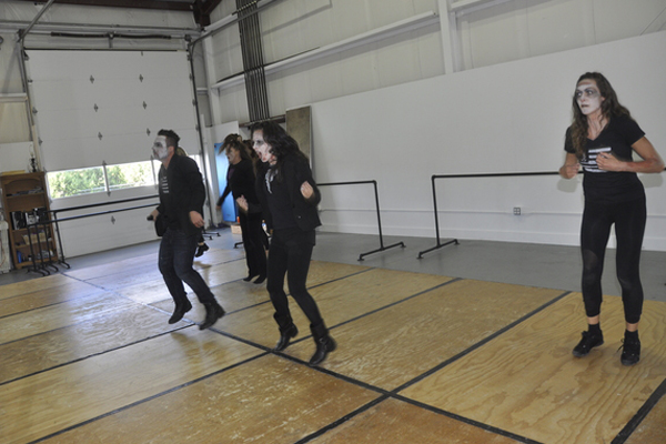 A&G Dance Company rehearses their flash mob. MICHELLE TRAURING