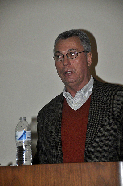 Ralph Brady speaks at the Hampton Bays Public Library. MICHELLE TRAURING