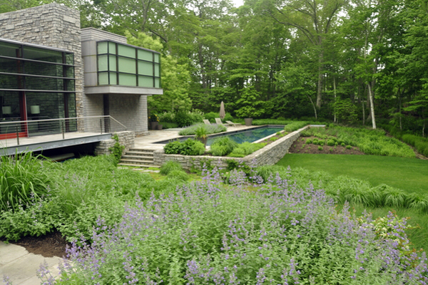 Daniel Chung & Alexandra Alger's East Hampton garden was featured on the "Landscape Pleasures: Down the Garden Path" tour last weekend. MICHELLE TRAURING