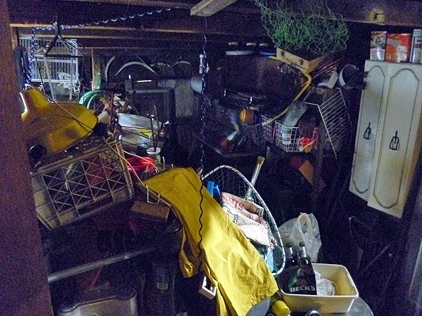 Dolores' garage before clean-up. COURTESY A&E TELEVISION/SCREAMING FLEA PRODUCTIONS