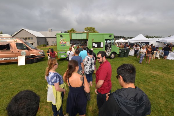 Chef Johnson's showmanship and delicious food drew a long line. ALEX GOETZFRIED