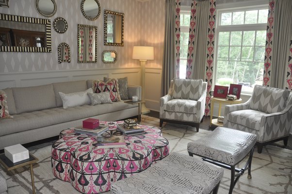 Family room by Sherrill Canet. MICHELLE TRAURING
