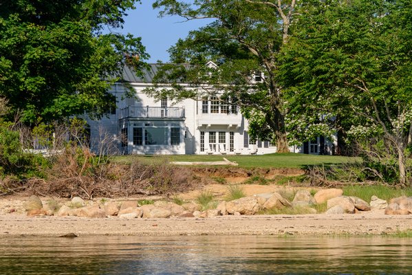 Christie Brinkley's North Haven property at 1 Fahys Road has sold. COURTESY DOUGLAS ELLIMAN