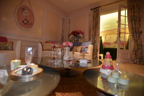 A sitting room designed by Decor By Guillaume Gentet at Holiday House Hamptons. ALEX GOETZFRIED