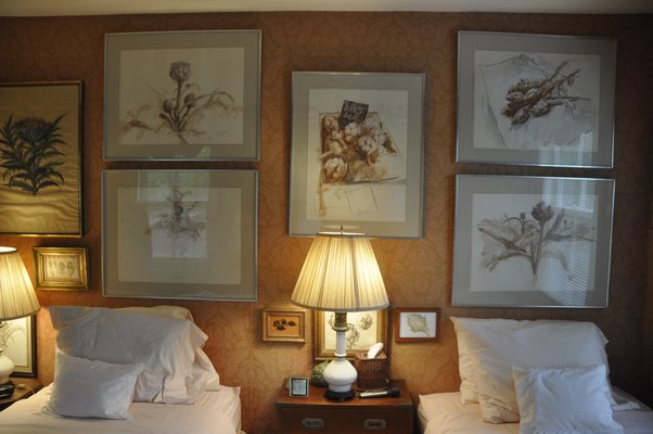 Henry Koehler's guest room is dedicated to his passion for artichokes. BY MICHELLE TRAURING