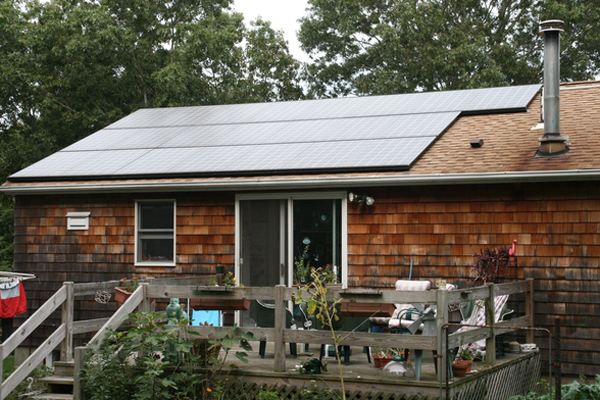 The Guglielmo home, in East Hampton, has a 10 kilowatt photovoltaic system intalled on their roof. Their electricity bill is $5.60 a month.
