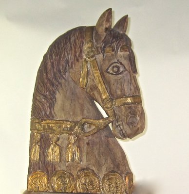 Hand-carved horse head wall hanging from Linda and Howard Stein at the 2014 East Hampton Antiques Show. COURTESY EAST HAMPTON HISTORICAL SOCIETY