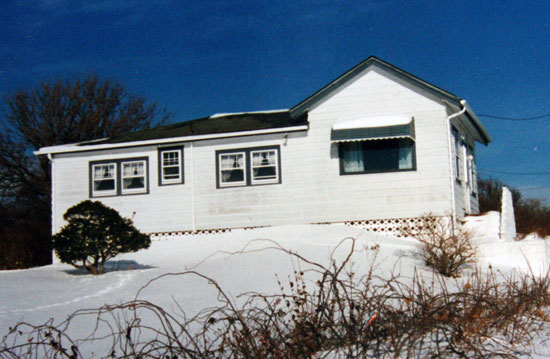 A photo of the cottage when Mr. Schneiderman bought it.
