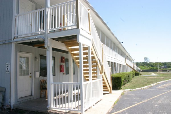 August 8: The discovery of mold has forced the early closure of the emergency homeless shelter that had been set up at the Hidden Cove Motel on West Tiana Road in Hampton Bays.