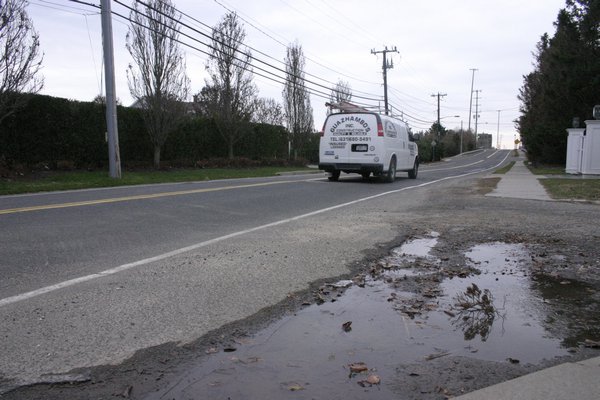 Jessup Lane between Cross and Westbridge lanes in Westhampton Beach on Tuesday morning. KYLE CAMPBELL