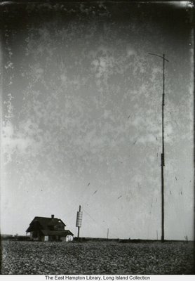 The Marconi station in Sagaponack. COURTESY EAST HAMPTON LIBRARY, LONG ISLAND COLLECTION