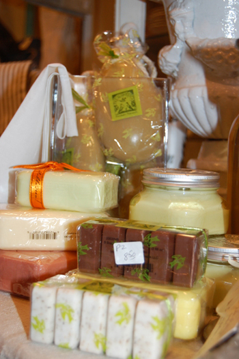 Pre de Provence natural soap sets are available at Simply French in Southampton.