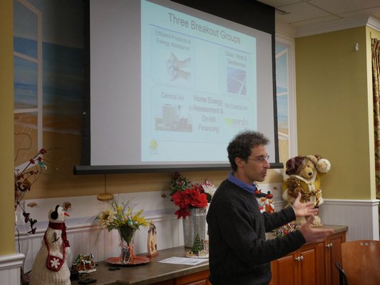 Barnaby Friedman lectures about energy efficiency at the Hampton Bays Public Library. COURTESY GORDIAN RAACKE