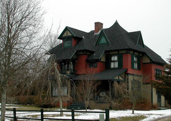 Hildreth house, circa 2006<br>Photo by Anne Surchin