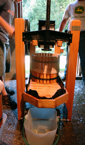 The Hampton Gardener’s cider press. ANDREW MESSINGER