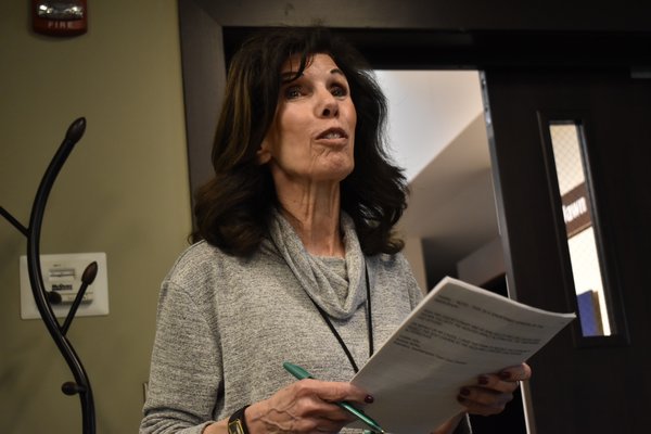 Andrea Spilka, president of the Southampton Town Civic Coalition, spoke in opposition to the golf course at the Pine Barrens Commission meeting on Wednesday. VALERIE GORDON