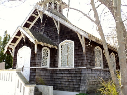 The Sons of Gideon, a Masonic Lodge on Windmill Lane in Southampton Village, was originally the site of an early  African-American Presbyterian church. Sadly, it has  been boarded up for years. CHRIS ARNOLD