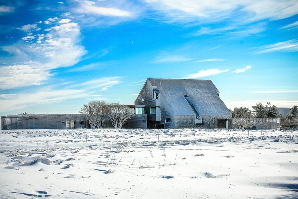 The Perlbinder residence in Sagaponack. COURTESY LAGUARDIA DESIGN