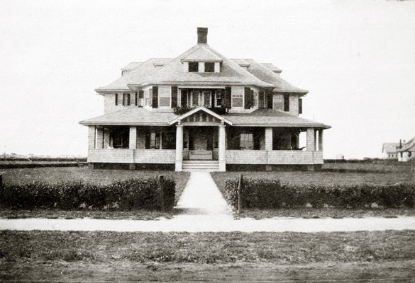 A house on Ocean Avenue on Quogue, that was used as a summer cottage when it was first built. COURTESY OF PI GARDINER