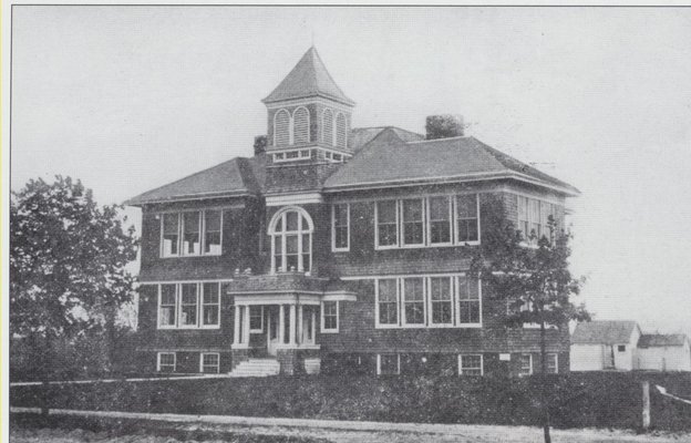 The 1908 Good Ground School on Ponquogue Avenue replaced the smaller Good Ground and Springville schools. GEORGE TETZEL