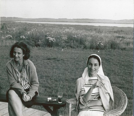 Jane Freilicher and Jane Wilson in Water Mill, circa 1962. JOHN JONAS GRUEN