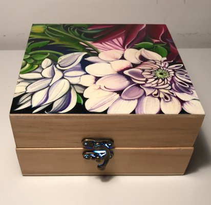 Felisa Dell's box art.