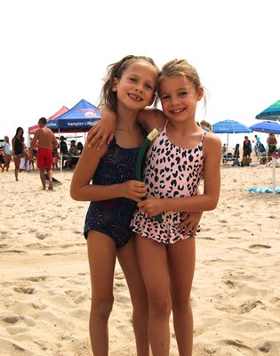 Emma Sokolowski and Isla Klepetko were the two finalists in the beach flags.