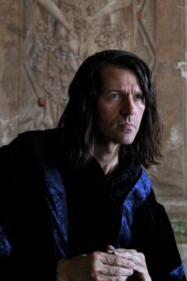 Jason Marr as Richard III.