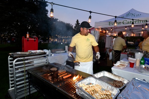 Regis Silva on the grill for the Golden Pear.