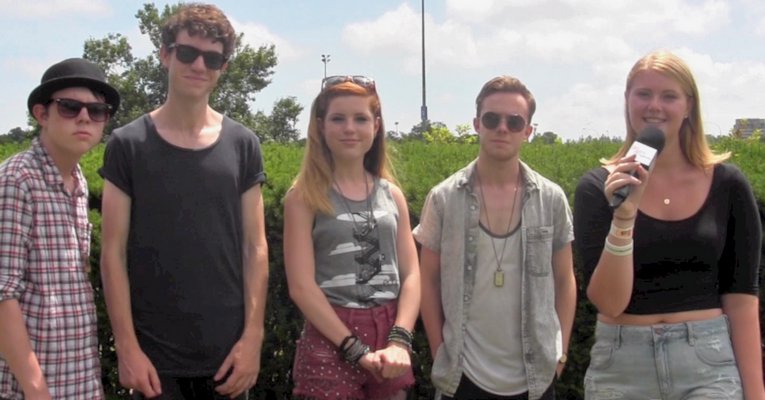 Abby Courtland interviewing the band Echosmith.