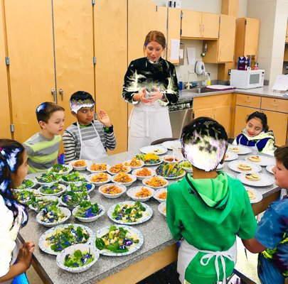 Students participate in the WKids Healthy Food for Life program.