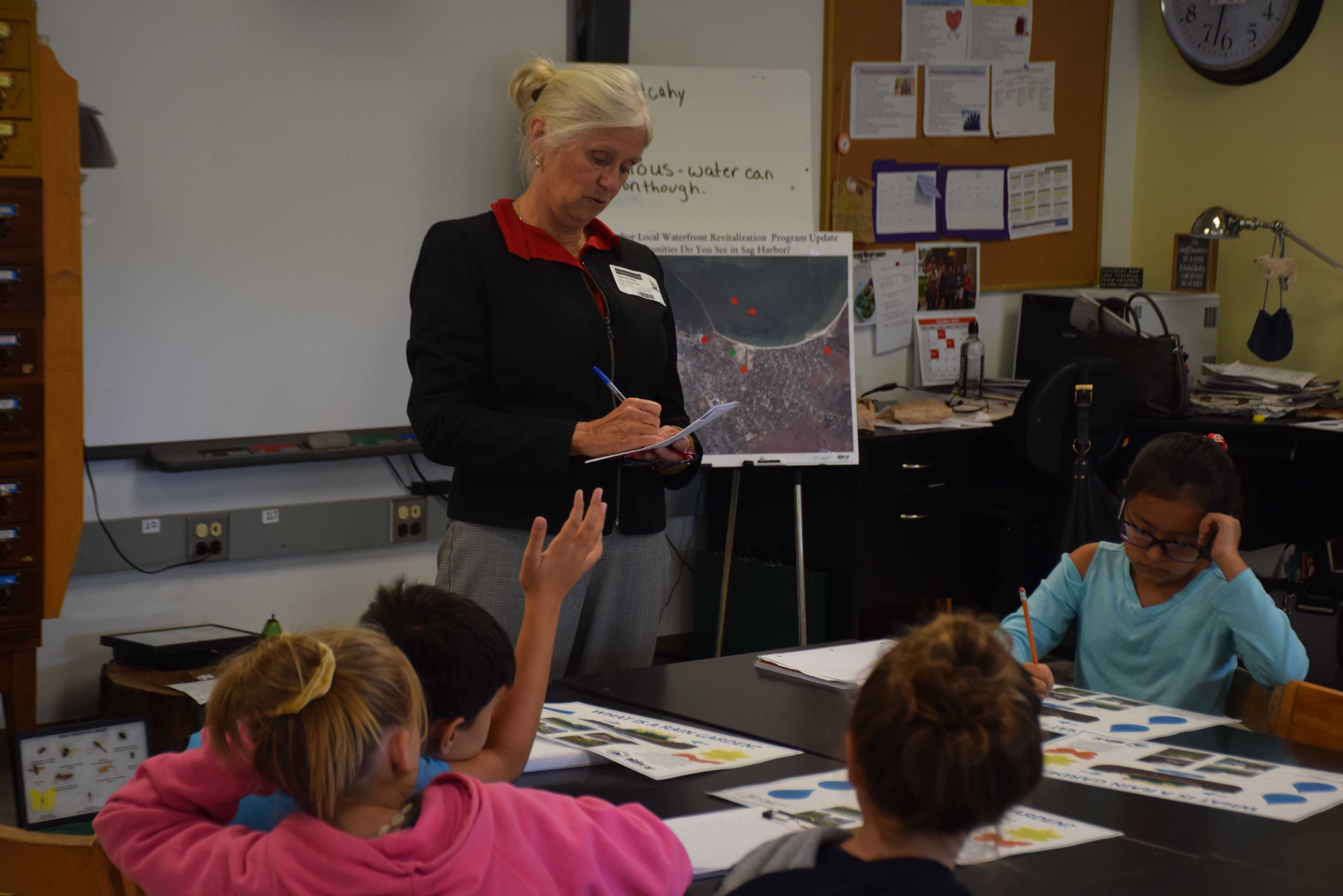 Sag Harbor Village Mayor Kathleen Mulcahy visited Sag Harbor Elementary School to discuss the environment.  COURTESY SYNTAX