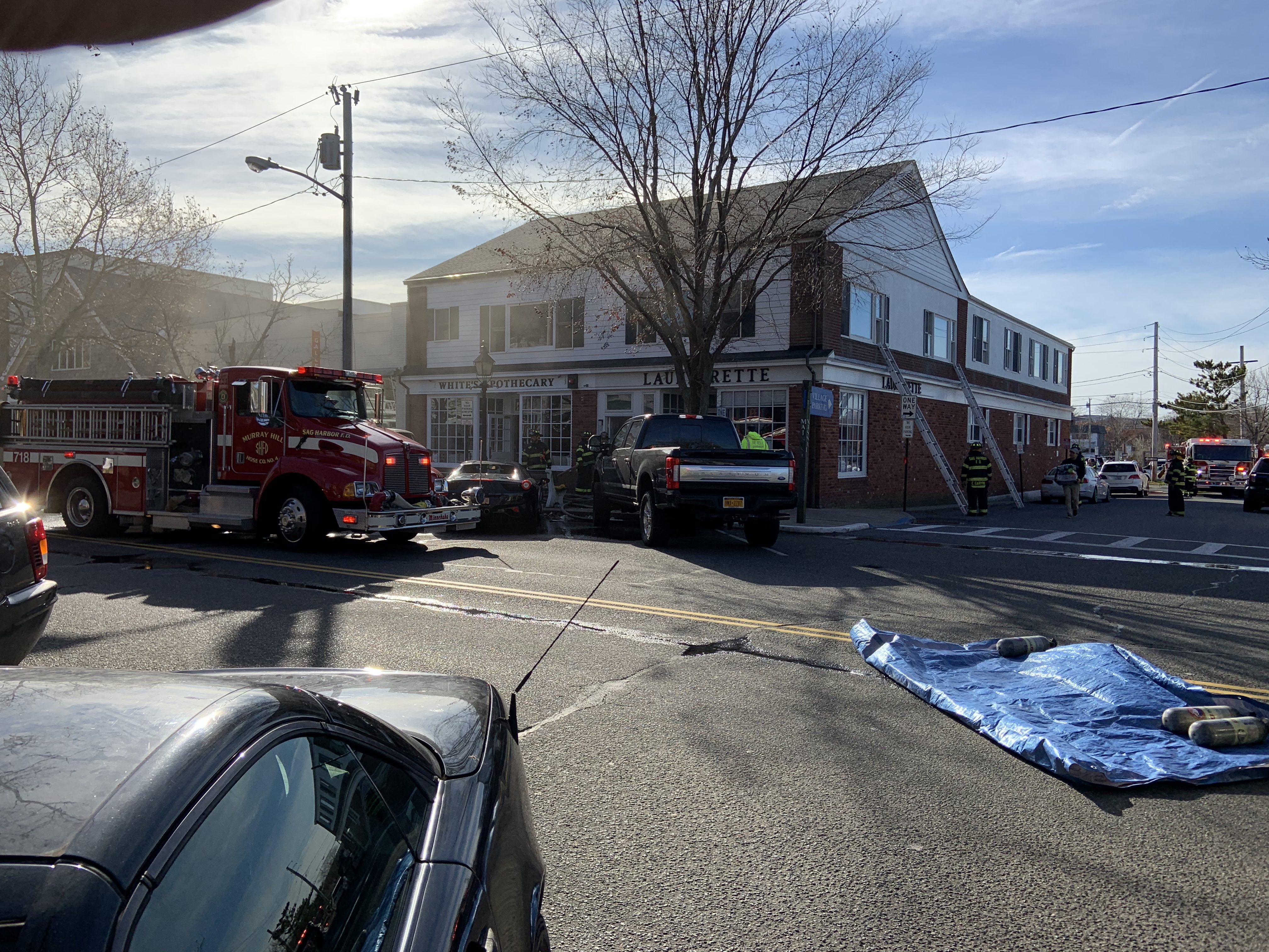 A fire at the Sag Harbor Launderette Saturday brought 80 members of the Sag Harbor Fire Department to Main Street. 