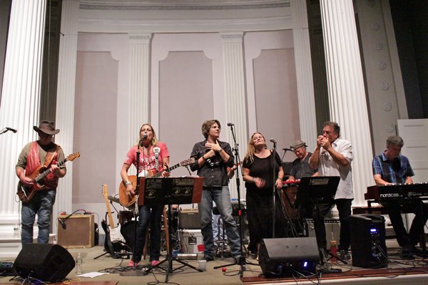 Nancy Atlas and Friends at the Old Whalers Church.